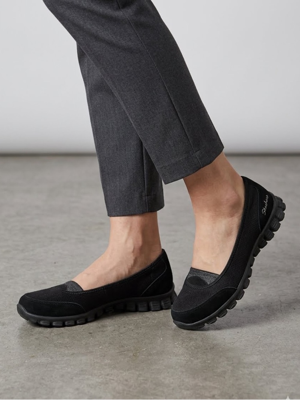 Skechers EZ Flex 2 Chasing Dreams Black And Silver Chunky Sole Slip On Flats